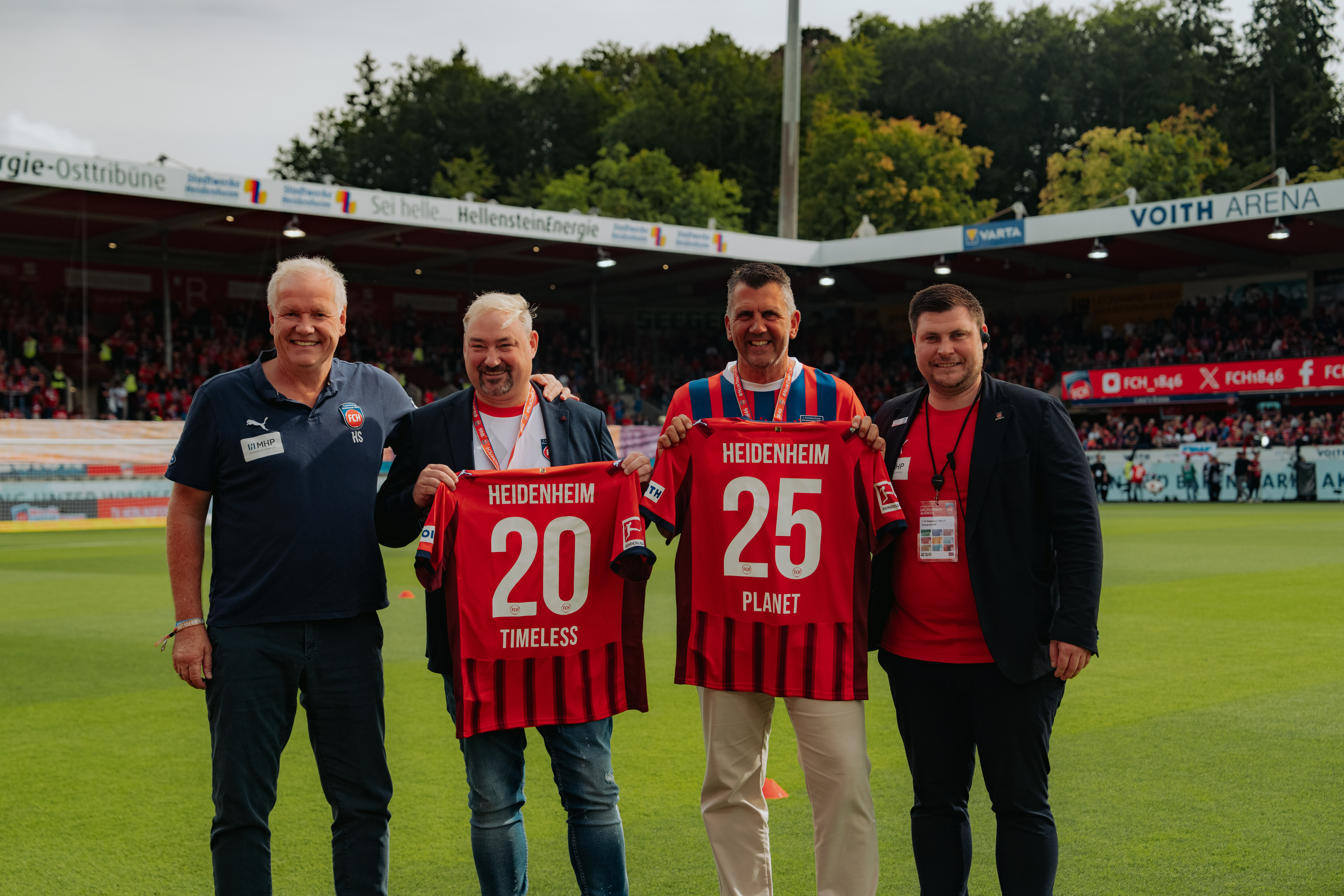 Timeless Planet erweitert Engagement mit dem 1. FCH!